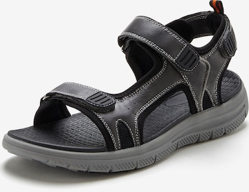 Authentic Le Jogger Sandals in Black: front