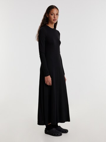 EDITED Платье 'Eleonor' в Черный: спереди