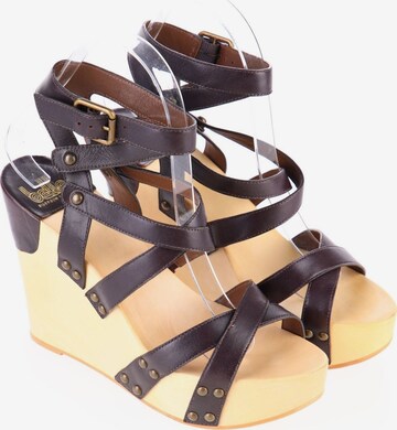 BELL Sandals & High-Heeled Sandals in 38 in Brown: front