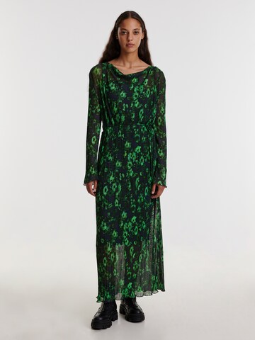 Robe 'Mika' EDITED en vert