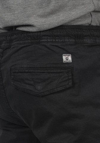 INDICODE JEANS Regular Cargo Pants in Black