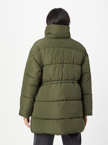 Monki - Casaco de inverno em verde