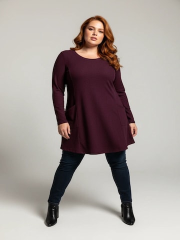 Shape Of You Jurk in Rood: voorkant