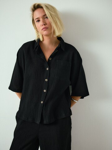 Next Bluse in Schwarz: Vorderseite
