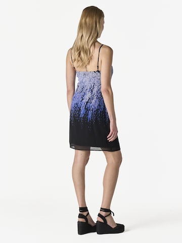 Robe KOROSHI en noir