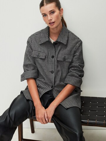 Next Демисезонная куртка в Черный