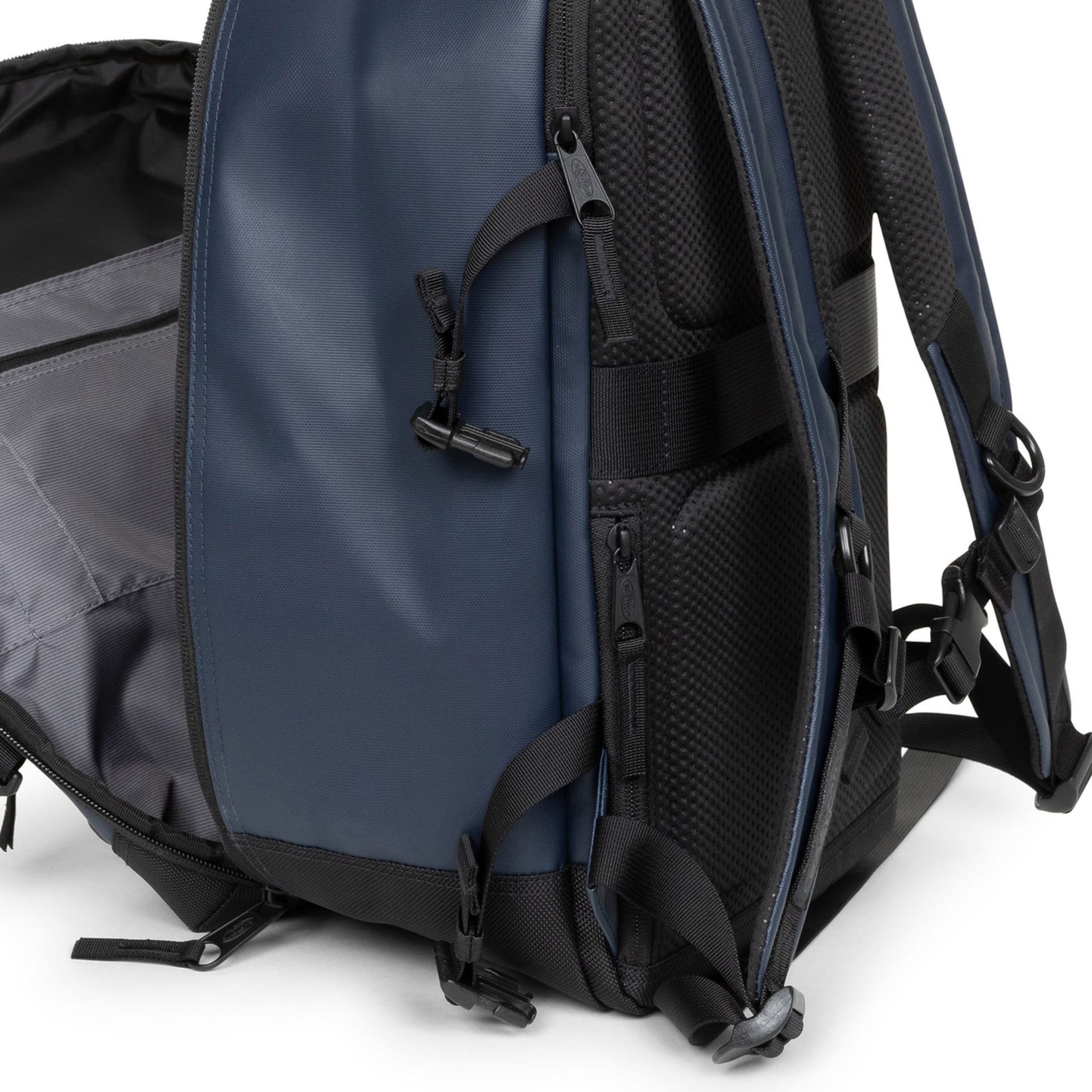 EASTPAK Backpack 'Tecnum Cabin' in Blue