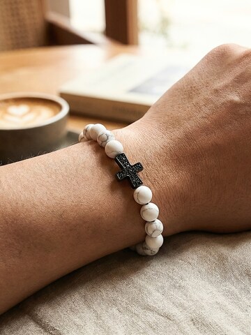 UNIQAL Armband 'HOWLITH ZIRKONIA KREUZ' in Wit
