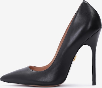 Kazar Pumps in Black: front