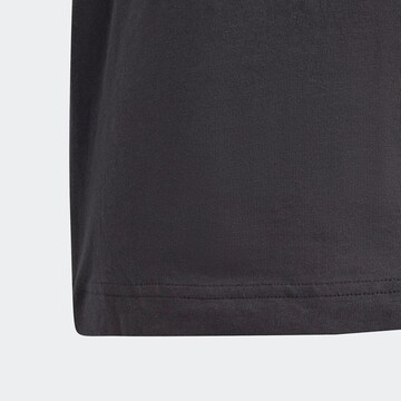 ADIDAS SPORTSWEAR Λειτουργικό μπλουζάκι 'Future Icons 3-Stripes' σε μαύρο