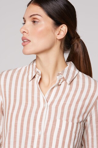 Soccx Strukturierte Longbluse mit Streifenmuster in Beige