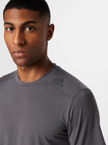 T-Shirt fonctionnel 'Designed for Training' ADIDAS SPORTSWEAR en gris