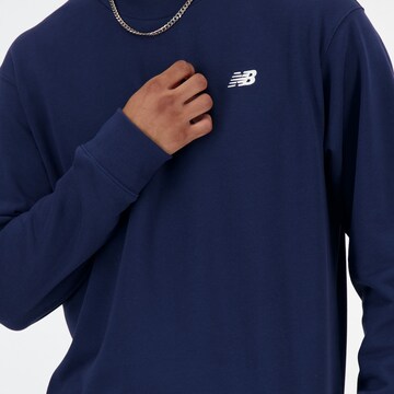 new balance Sweatshirt 'Essentials' in Blauw