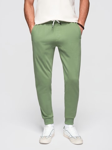 Ombre Regular Broek 'OM-PABS-0305' in Groen: voorkant