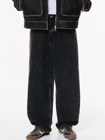 Baggy Jean Pull&Bear en noir : devant