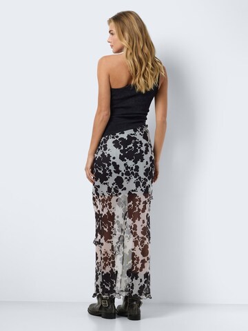 Noisy may Skirt 'NMROSA' in Black