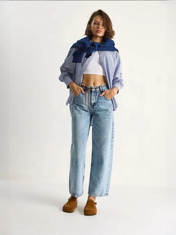 Loosefit Jeans di Bianco Lucci in blu