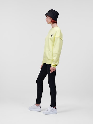 Sweat-shirt 'Ikonik' Karl Lagerfeld en jaune