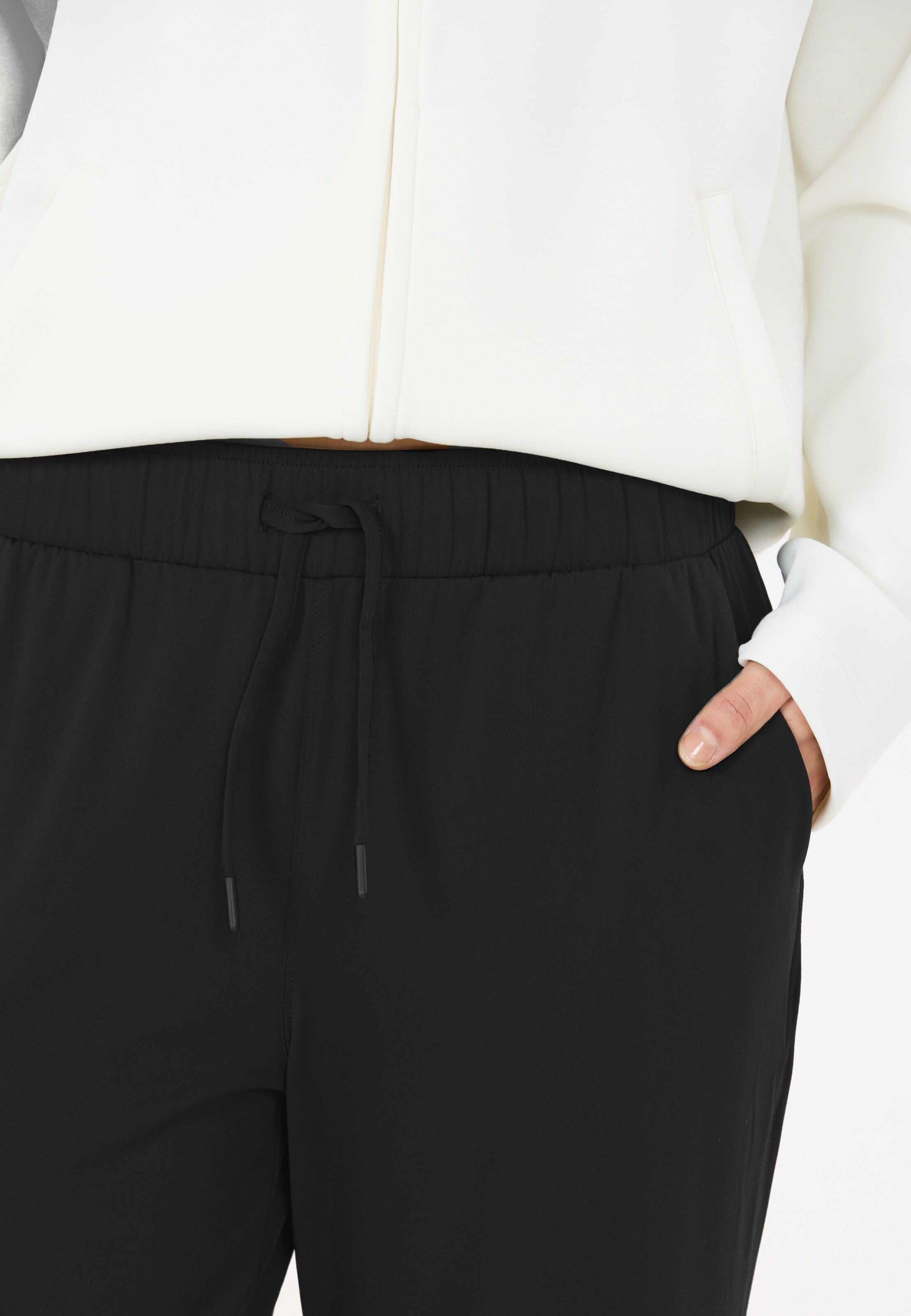 Athlecia Regular Sportbroek 'Fanes' in Zwart