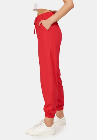 Jimmy Sanders Tapered Παντελόνι σε κόκκινο