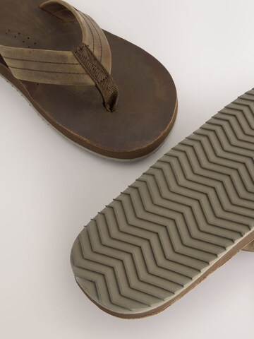 ruda Next Šlepetės per pirštą