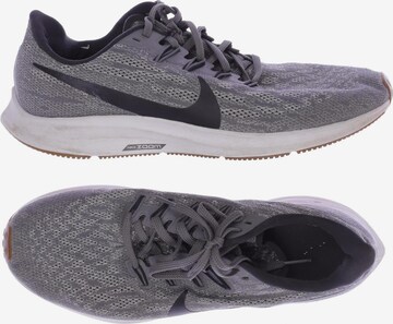 NIKE Sneakers & Trainers in 41 in Grey: front