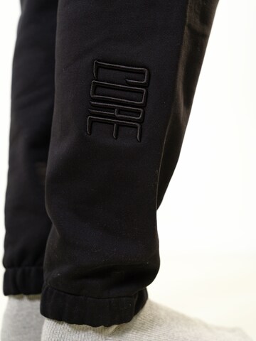 Alessandro Magno Regular Pants 'Core 2.0' in Black