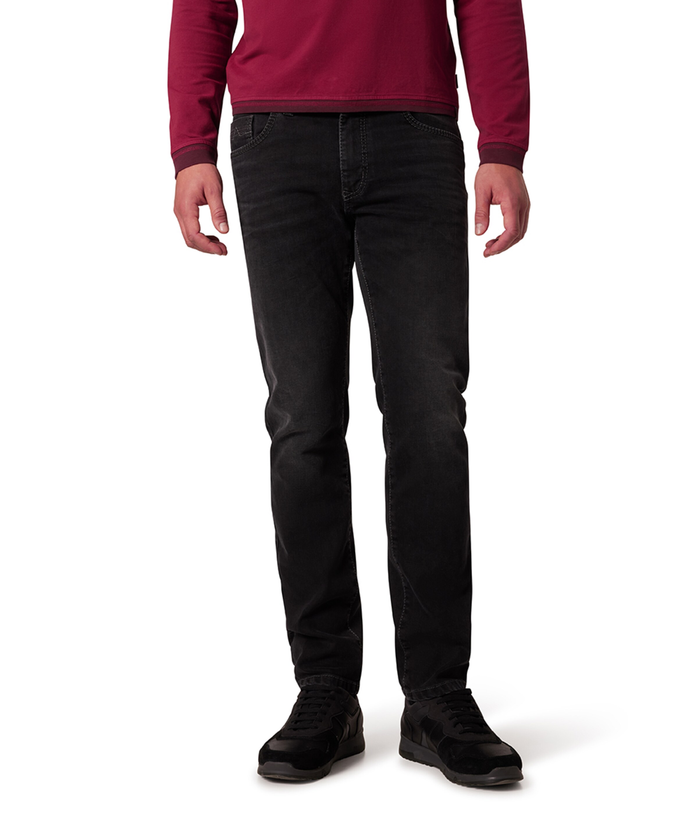 PIONEER Regular Jeans in Black