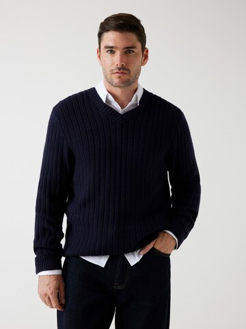 GUESS Pullover in Blau: Vorderseite