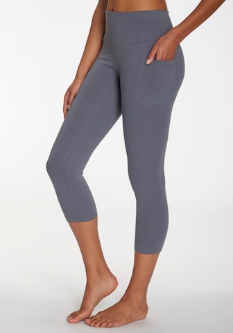 Skinny Pantalon de sport LASCANA ACTIVE en gris : devant