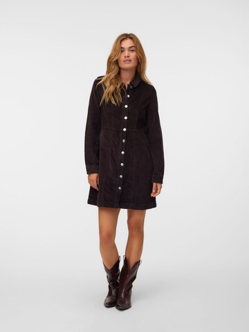VERO MODA - Vestidos camiseiros 'VMDaisy' em castanho