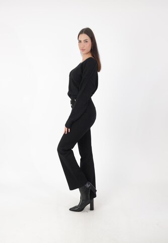 Elara Boot cut Jeans in Black