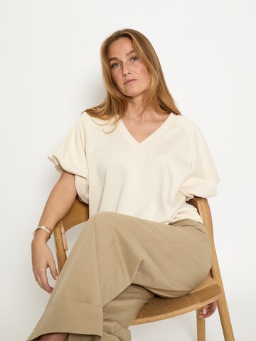 Maglietta 'Minnie' di Peppercorn in beige