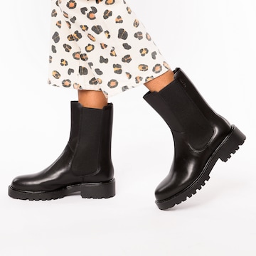 VAGABOND SHOEMAKERS Chelsea-saapad, värv must: eest vaates