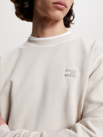 Tommy Jeans Sweatshirt in Beige