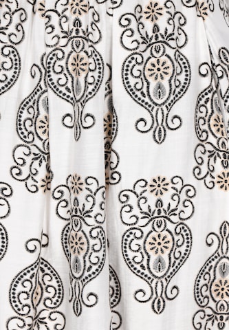 usha FESTIVAL - Falda en blanco