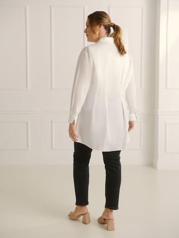 Robe Guido Maria Kretschmer Curvy en blanc