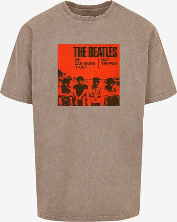 Merchcode T-Shirt 'Beatles - Album Day Tripper Acid Washed' in Braun: predná strana