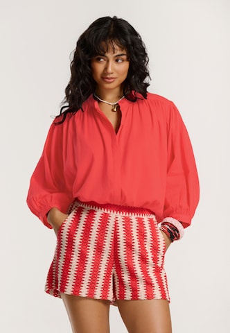 Camicia da donna 'Evelyn' di Shiwi in rosso: frontale