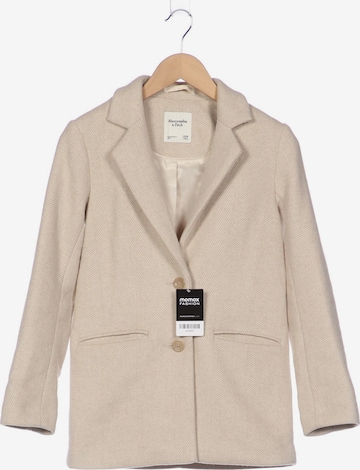 Abercrombie & Fitch Jacket & Coat in XXS in Beige: front