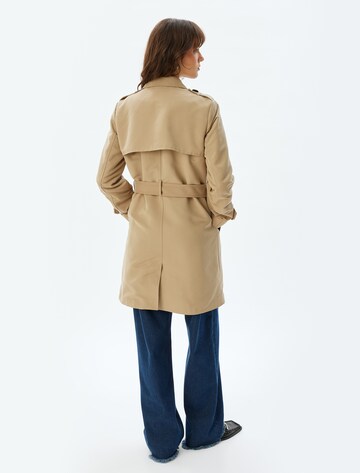 Koton Mantel in Beige