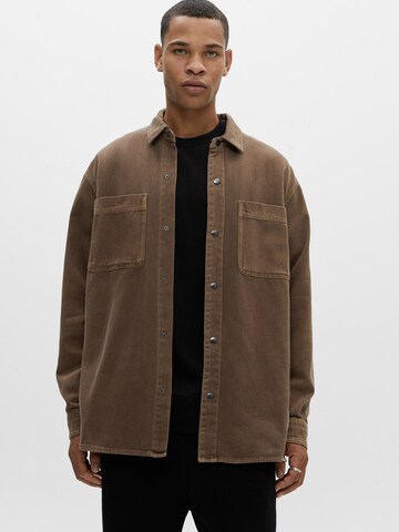 Pull&Bear Comfort fit Button Up Shirt in Brown: front