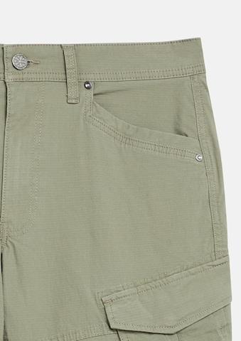 s.Oliver Regular Shorts in Grün