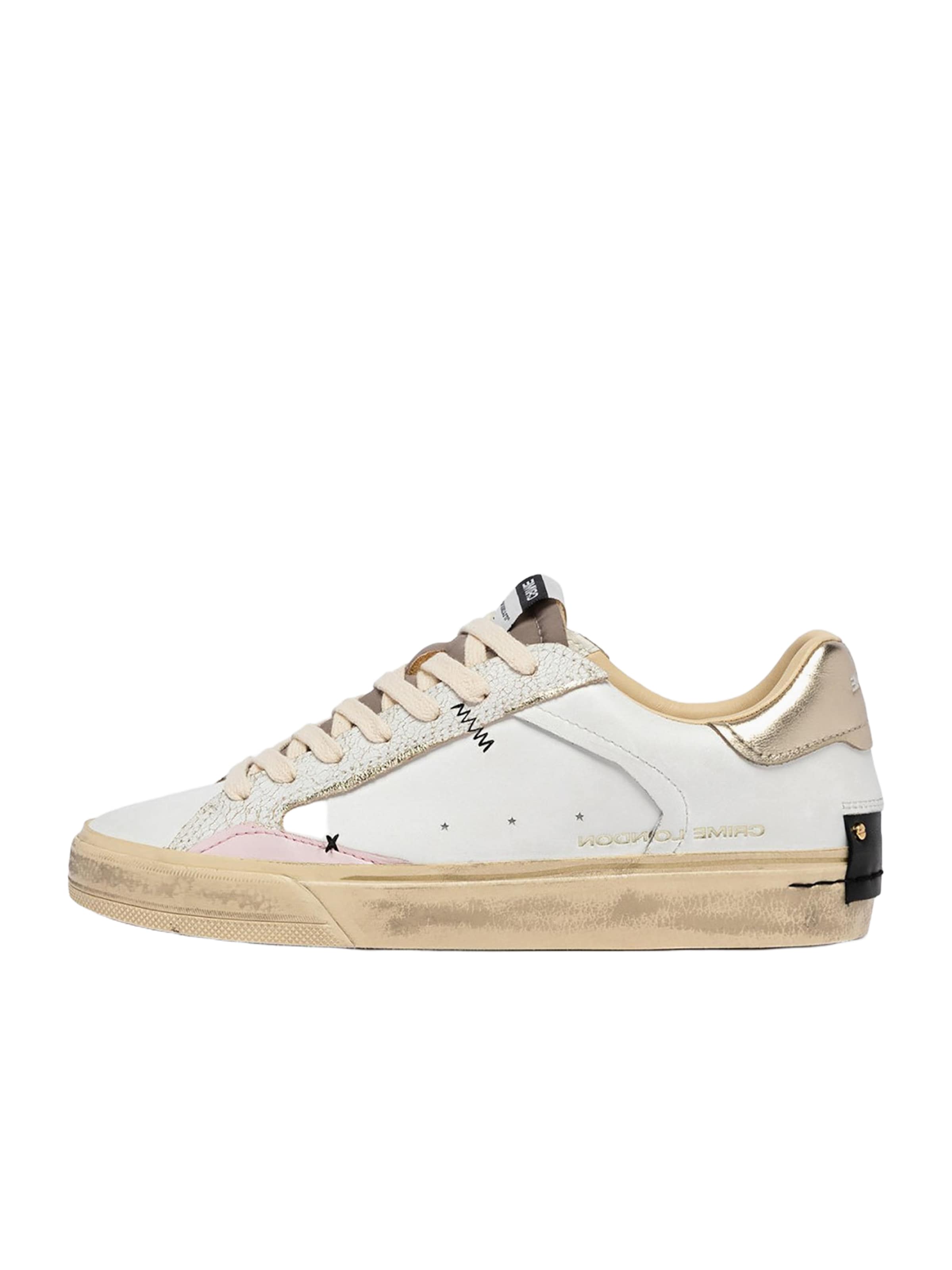 Crime London Sneakers in White: front