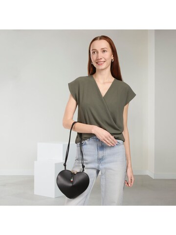 Florence Shoulder Bag in Black: front