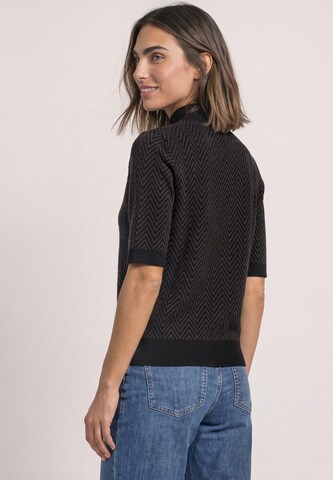 STREET ONE Kurzarm Jacquard Pullover mit Turtle Neck in Schwarz
