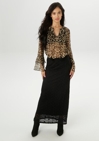 Aniston SELECTED Skirt in Black