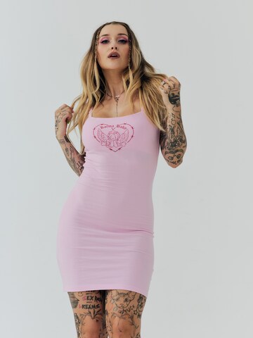 Robe 'Alva' ABOUT YOU x Sharlota en rose : devant