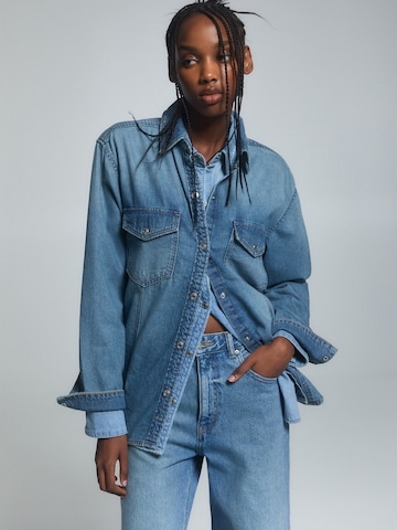 Veste mi-saison Pull&Bear en bleu : devant