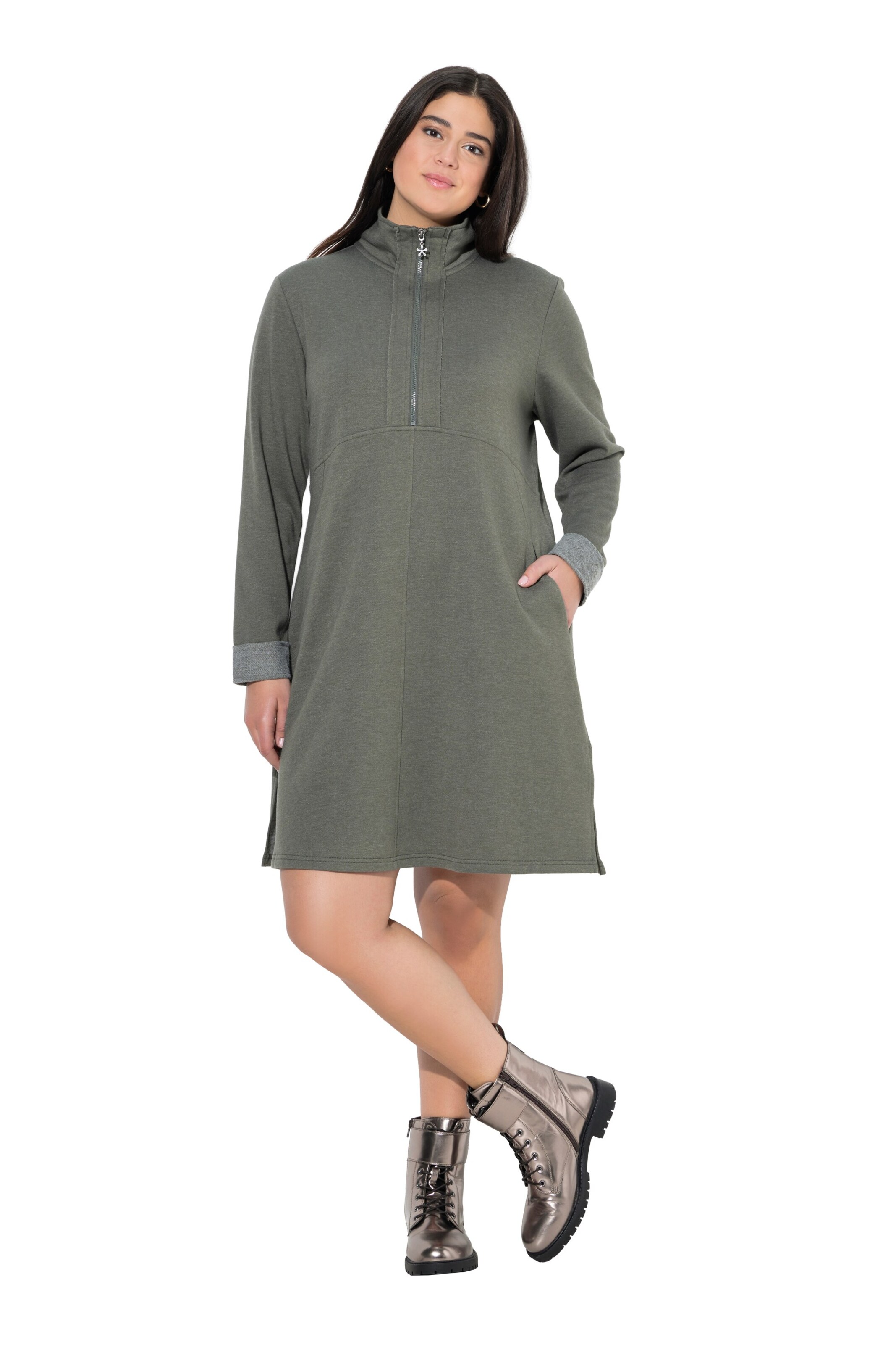 Ulla Popken Dress in Green: front